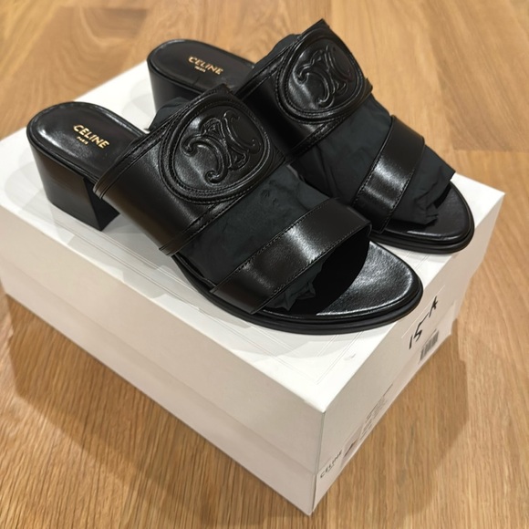 CELINE Calisto Lambskin Leather 39 Mule Slide Sandals Heels Triomphe Logo - Picture 1 of 7